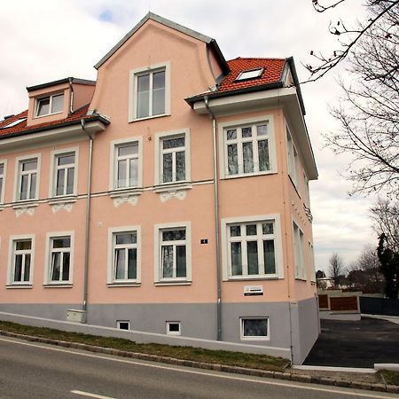 Triangle Apartments Giesshubl Экстерьер фото